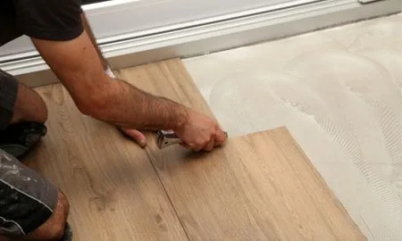 luxury vinyl tile flooring