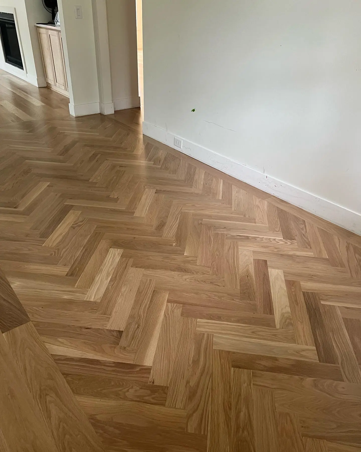 Finish White Oak Premium grade wood flooring 
